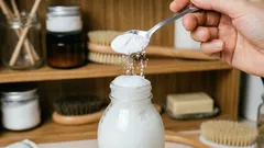 Eu adiciono bicarbonato de sódio ao shampoo: o cabelo fica mais volumoso na raiz, precisa ser lavado com menos frequência e sua qualidade melhora. O que isso pode nos proporcionar?