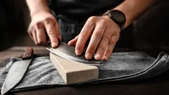 Como afiar facas com pedra de água: 5 passos simples para um fio como deve ser