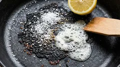 As panelas velhas ficarão a brilhar como novas: aprenda esta técnica para eliminar rapidamente os resíduos de comida