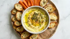 Para mergulhar, barrar e saborear: molho Café de Paris Dip